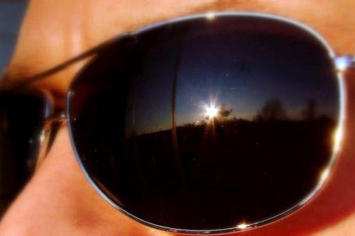 Как выбрать очки от солнца  