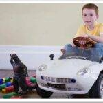 Как выбрать детский электромобиль