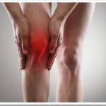 Болит коленный сустав при ходьбе — причины и как проводится лечение