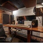 Как выбрать студию звукозаписи для записи песни